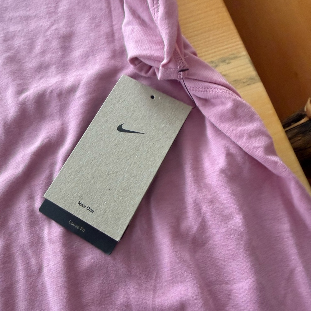 Nike Lavender Tee - Picture 4 of 6